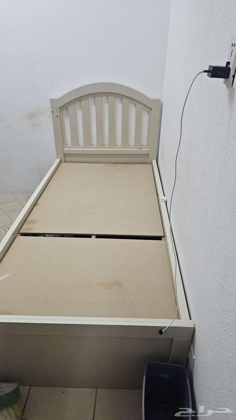 عد 2 سرير نفر للبيع سيهات64242264244993110