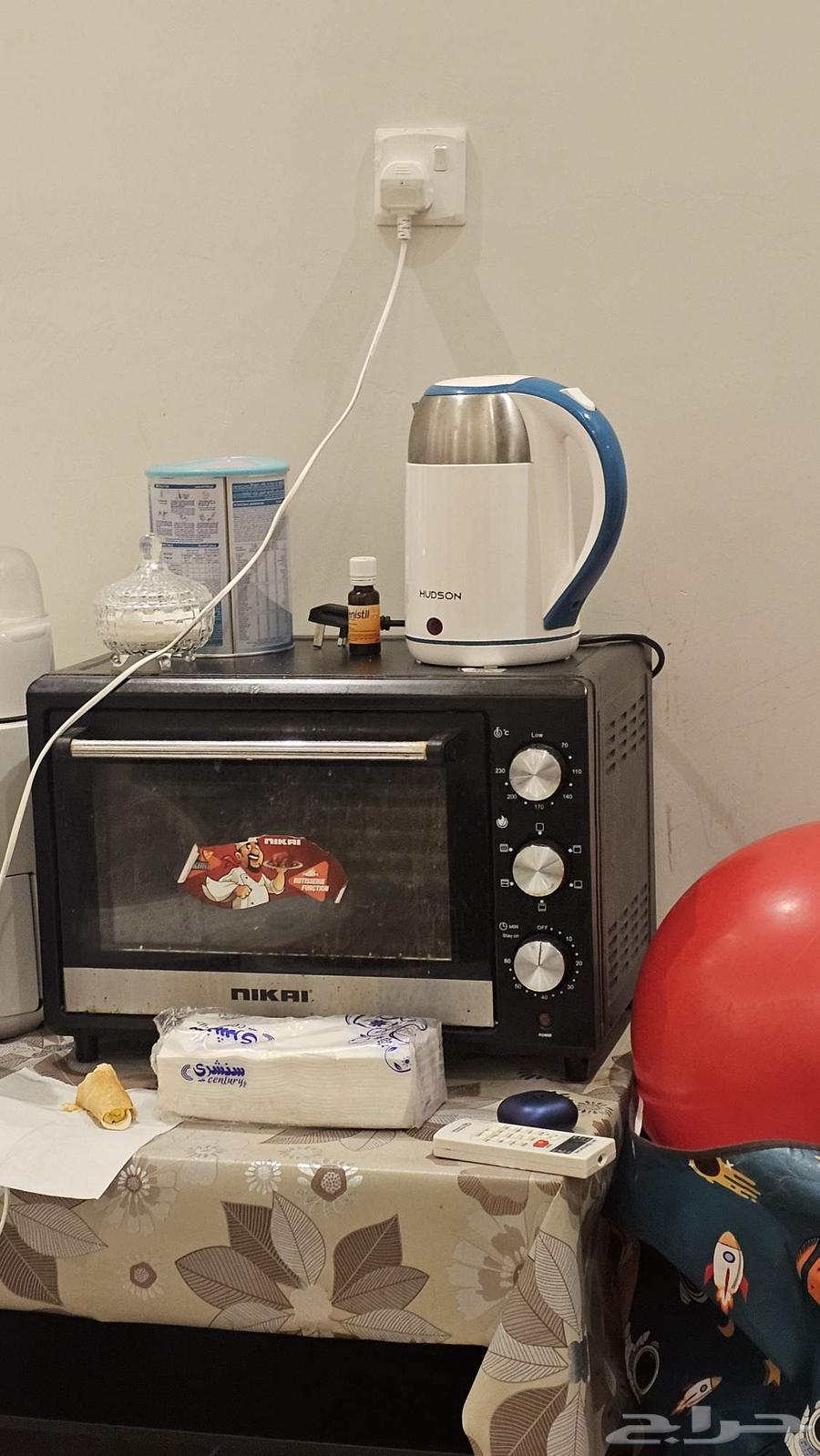 فرن كهربائي مستعمل ومراية وكرسي وكنبة وطاولة تليفزيون64251543910017112