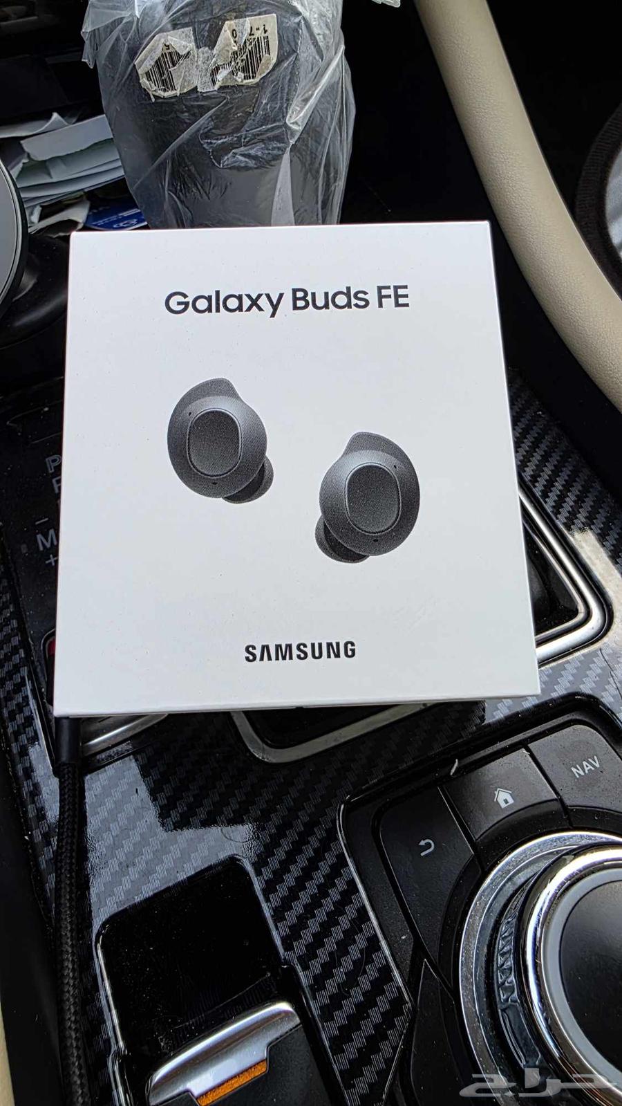 للبيع سماعة سامسونج جديدة بكرتونها64250242259329110