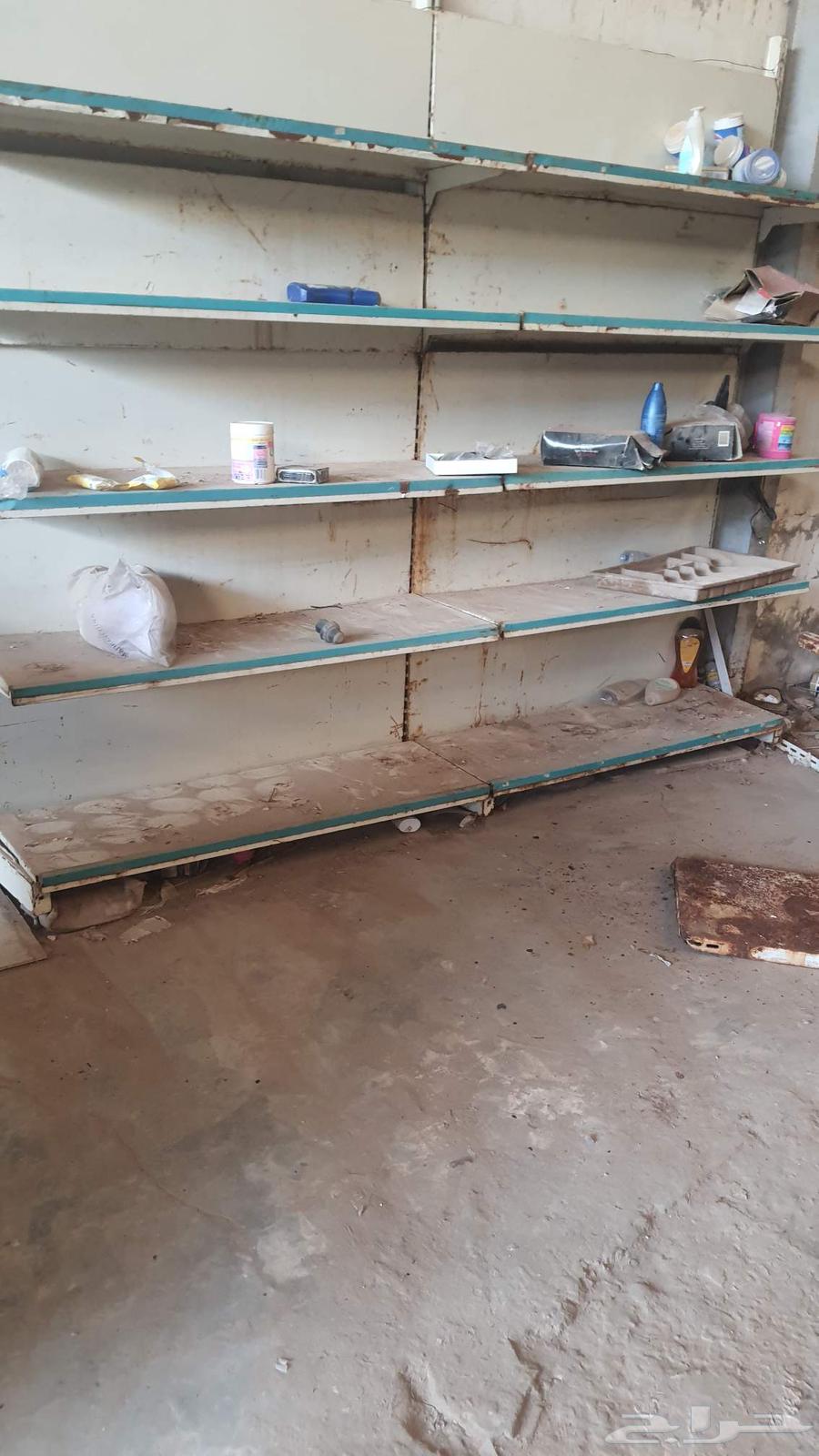 Used scaffolding boards for sale, quantity 5 and scaffolding pipes, quantity 6 pieces64237092581635110