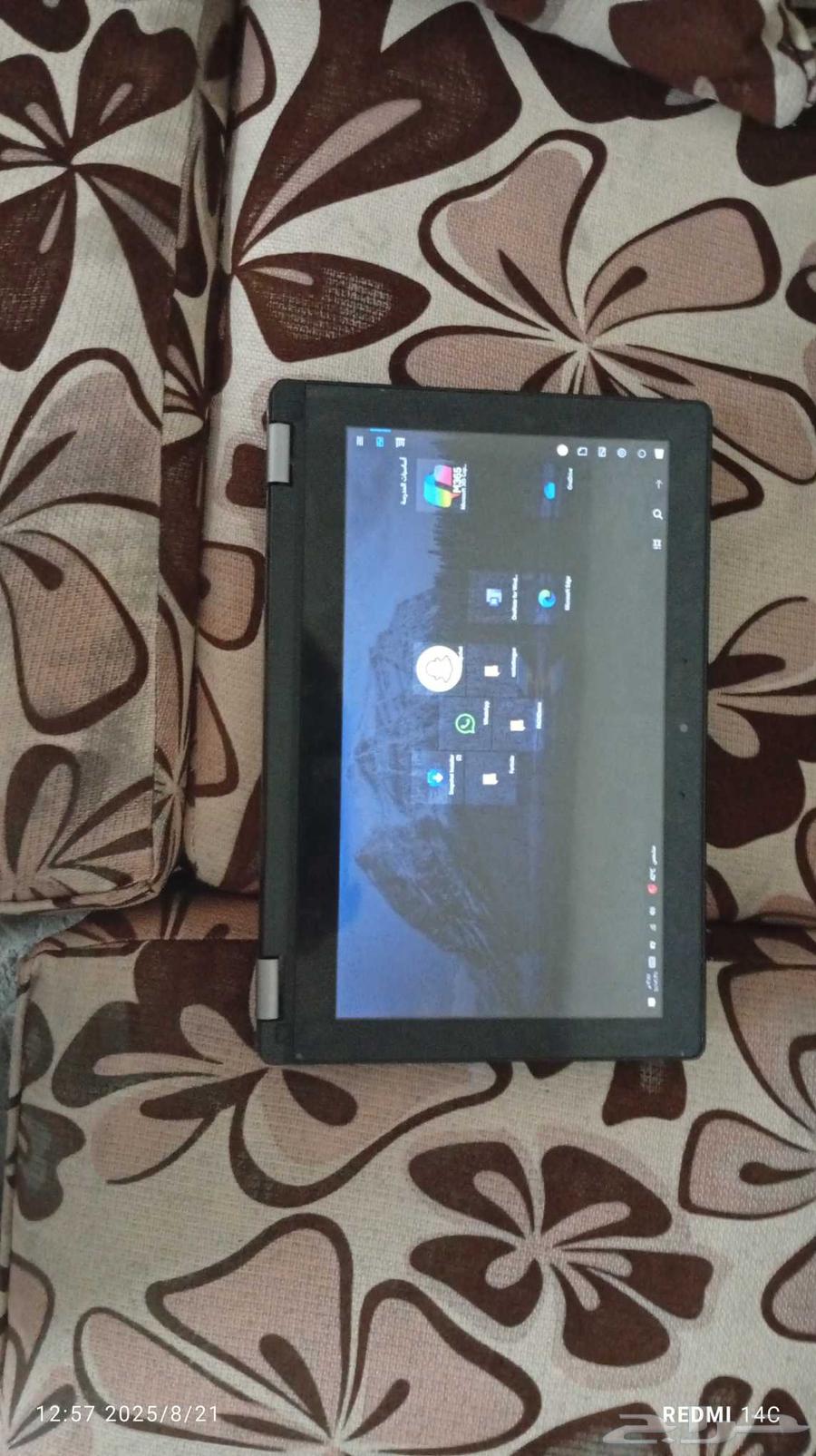 360-degree rotating gaming computer64243023143171113