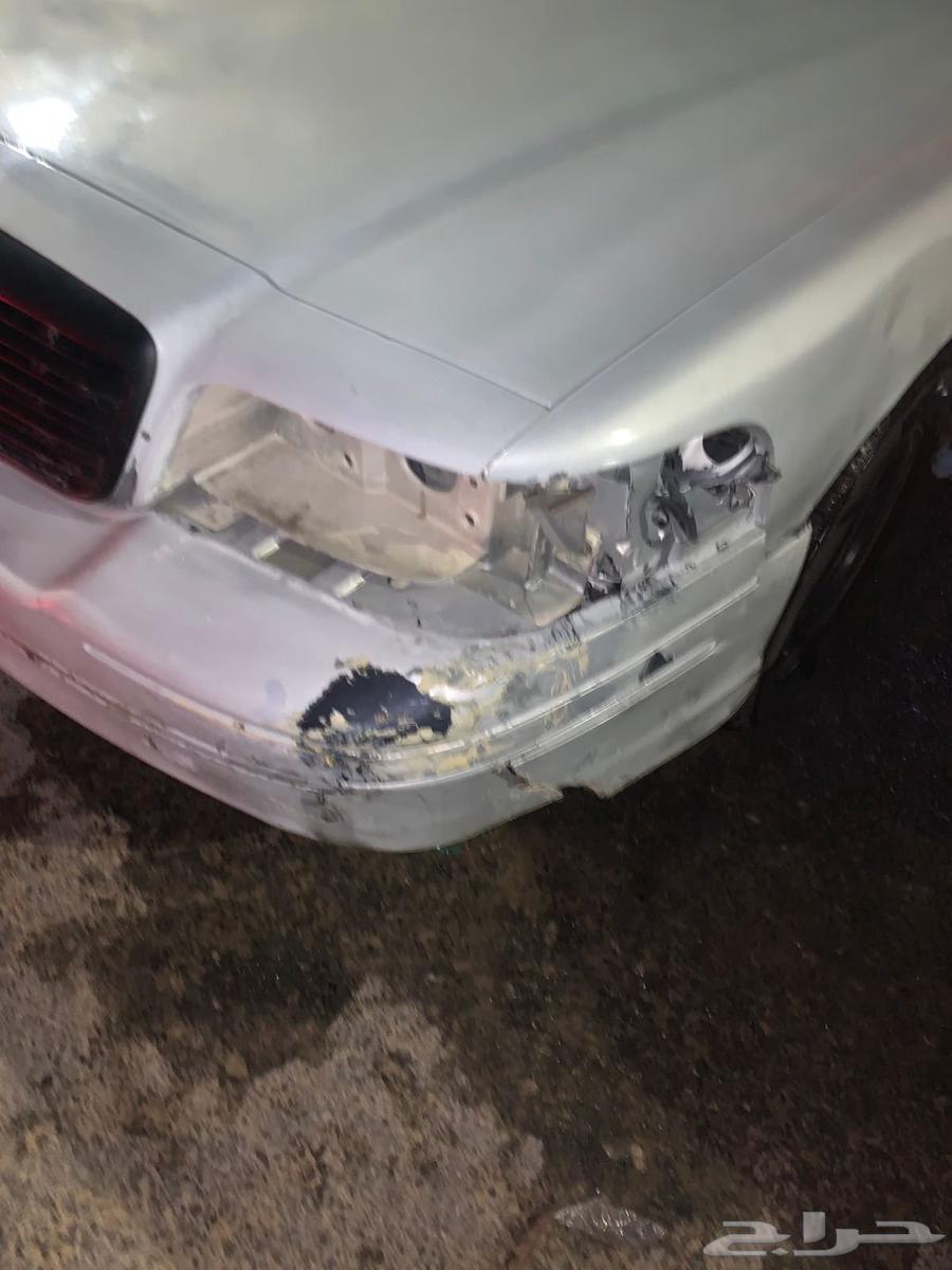 فورد فكتوريا64409837722497111