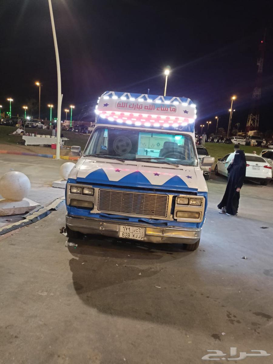 Clean ice cream car, condition required, model 9264413719320962110