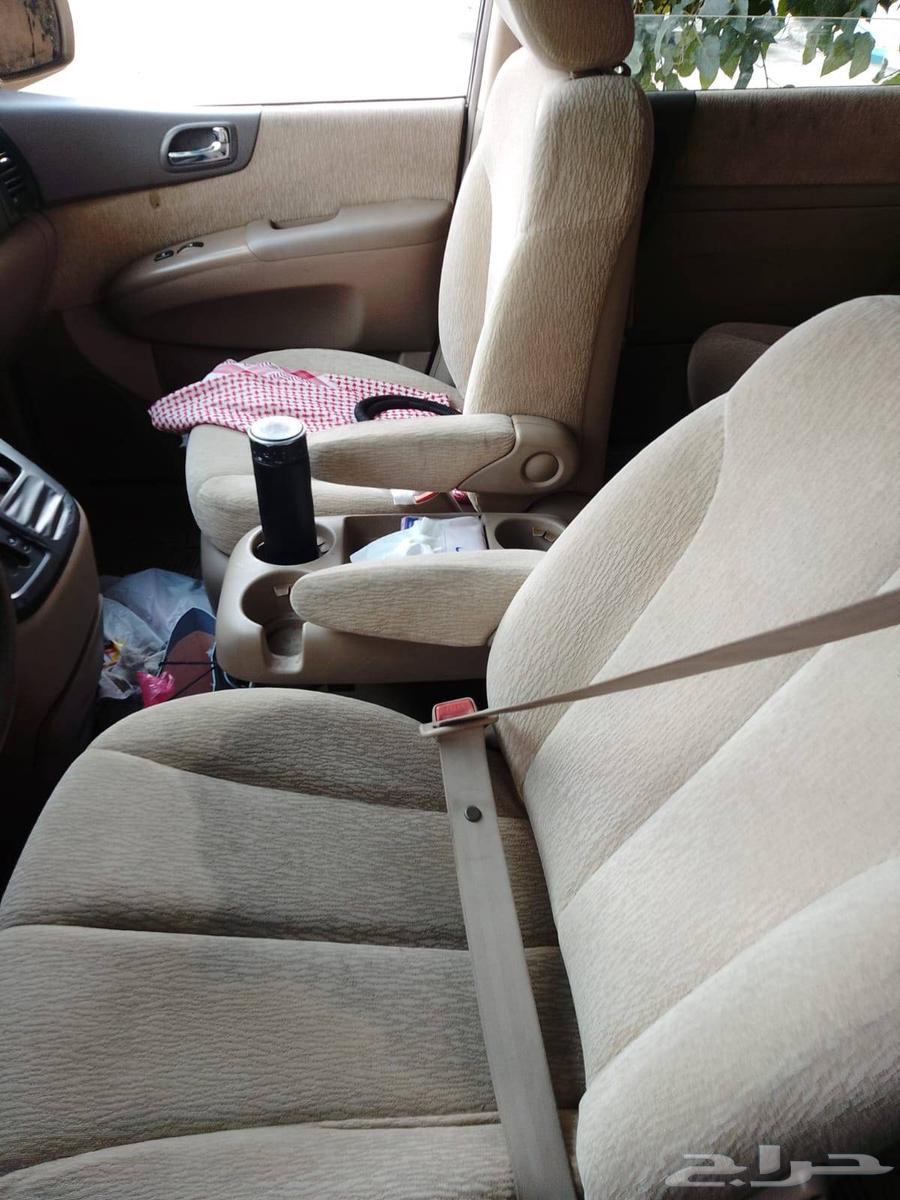 Kia Carnival family car with automatic transmission, conditionally inspected and renewed 2007, the bid and64410880703874112