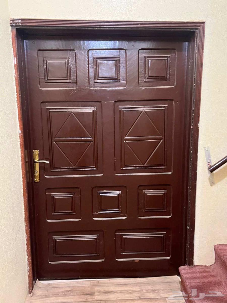 لبيع وشراء الابواب الخشبيه الجديدة والمستعمل وشبابيك المنيوم64241769512323110