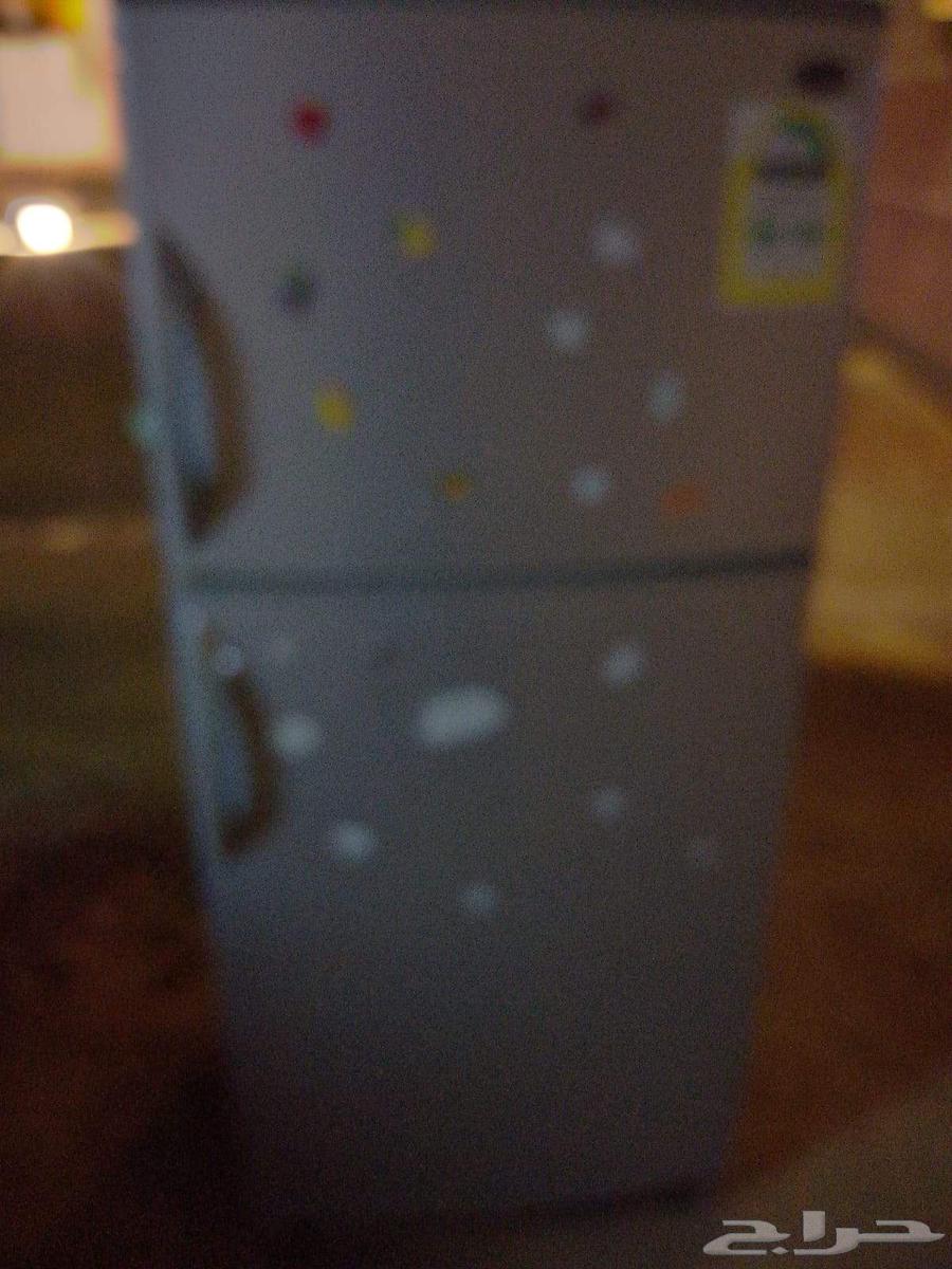 ثلاجه للبيع في جازان الريان جديده ولا فيها شي64253730077827112