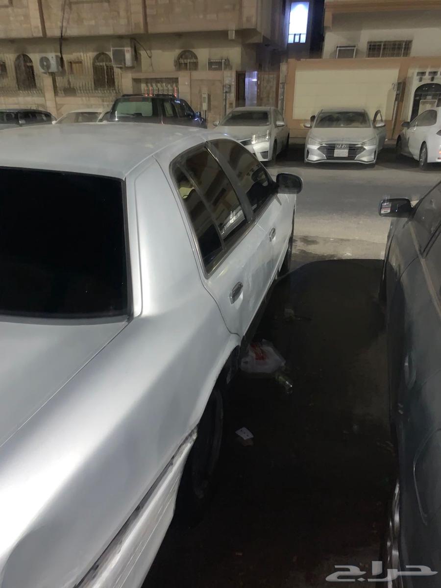 فورد فكتوريا64409837722497112