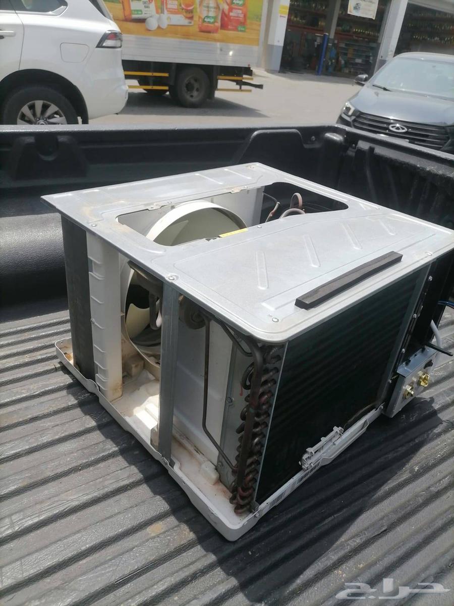 Kelion window air conditioner, very very clean, used for a short period, brother's new64246647207041112