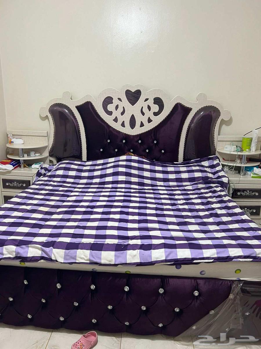 غرفه نوم ب 500 بدون مرتبه للبيع العاجل خلال اليوم64244235132803112