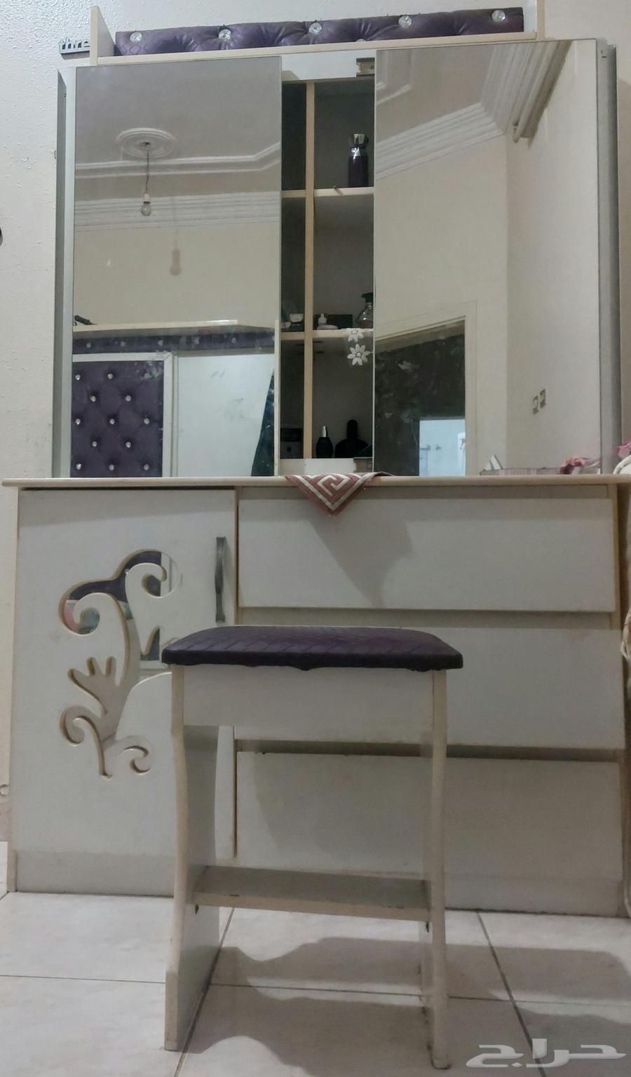 غرفة نوم مودرن استعمال خفيف سبب البيع النقل64237286801410111