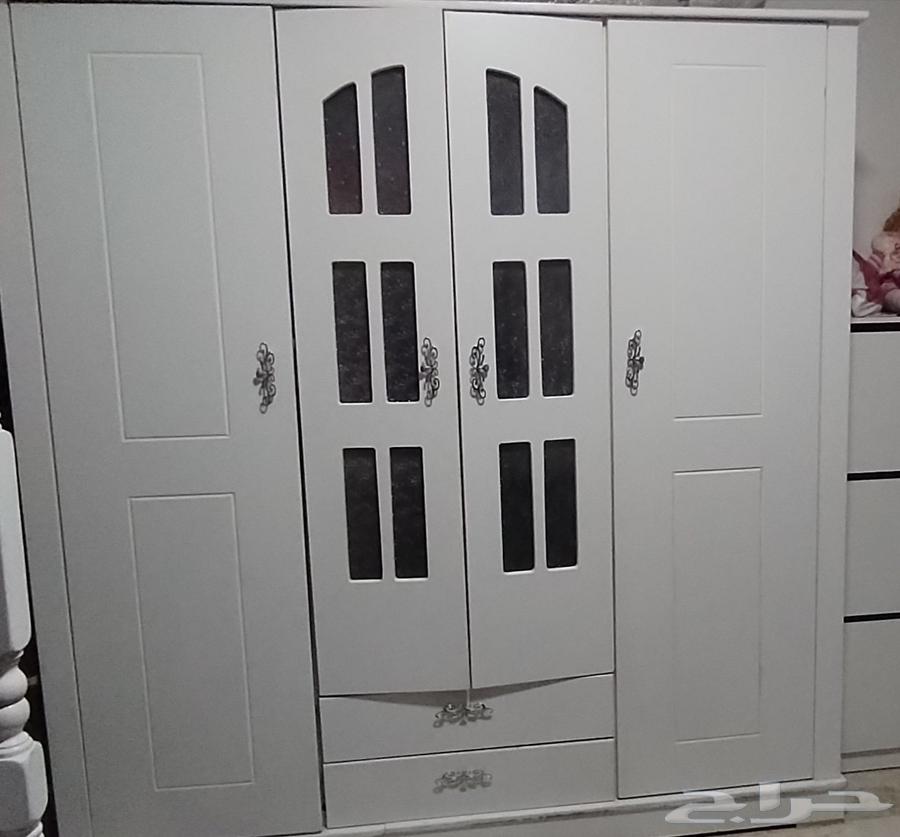 خزانه للملابس للبيع بسعر رمزي نظيفه جدا استخدام بسيط64243023053699110