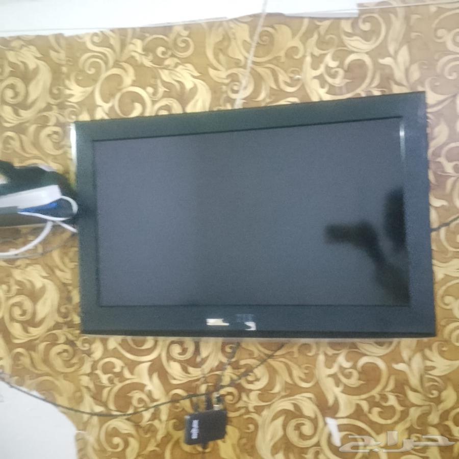 Complete bedroom in excellent condition, refrigerator in excellent condition, washing machine, and TV64247343659906110