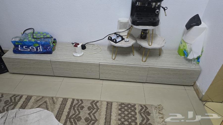 غرفة نوم ممتازه جدا للبيع بسعر كويس وكمان شاشه سمارت 50 بوصه64240068330243113