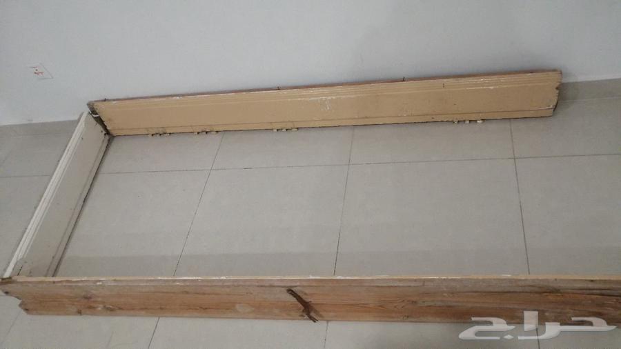 حلق باب خشب مستعمل نظيف 90في 2 متر بدون تاآكل الحشرات64252165078658110