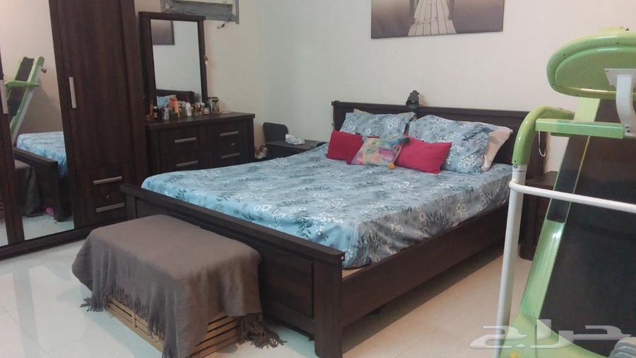 غرفه نوم بحاله جيده64239372931841112