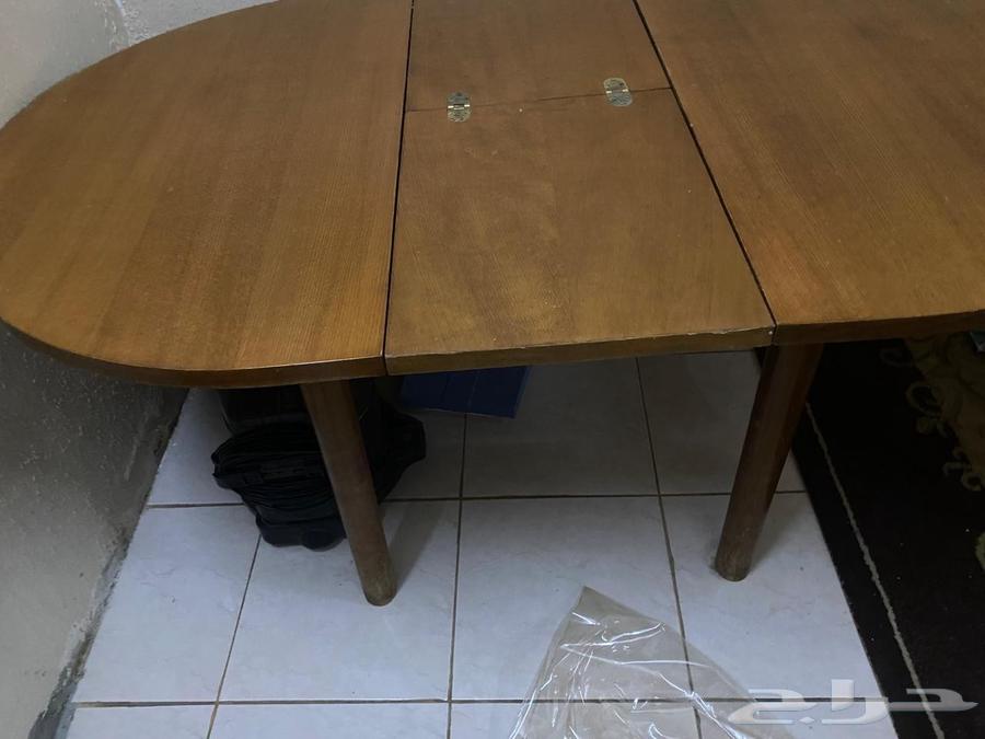 طاوله بحالة الجديده لا يوجد لدينا مكيفات حسبي الله على واحد64253297437186111