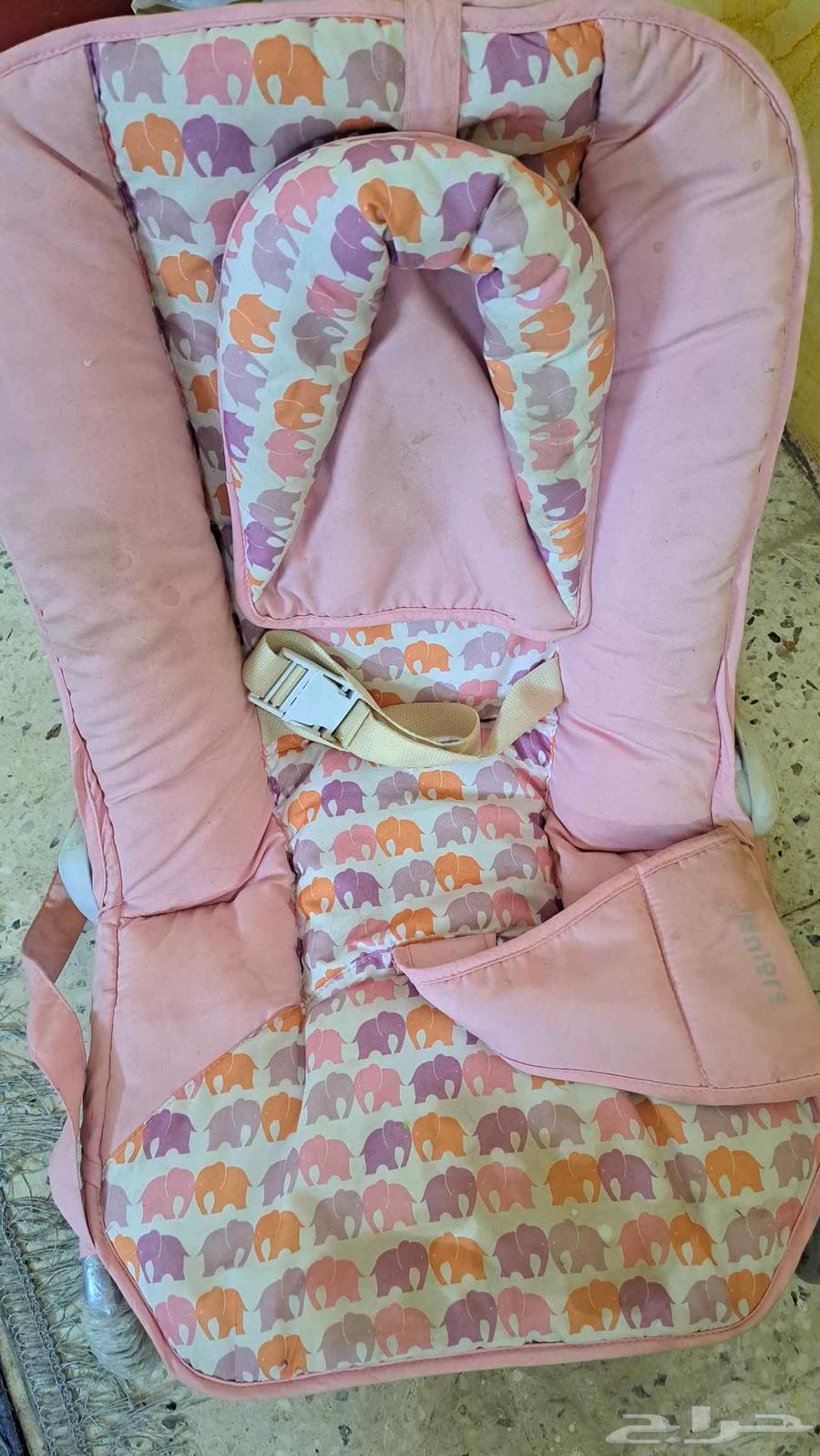 جلاسه اطفال بمستويات هي كراسي أو أسرة هزازة قابله للتعديل64250928269443110