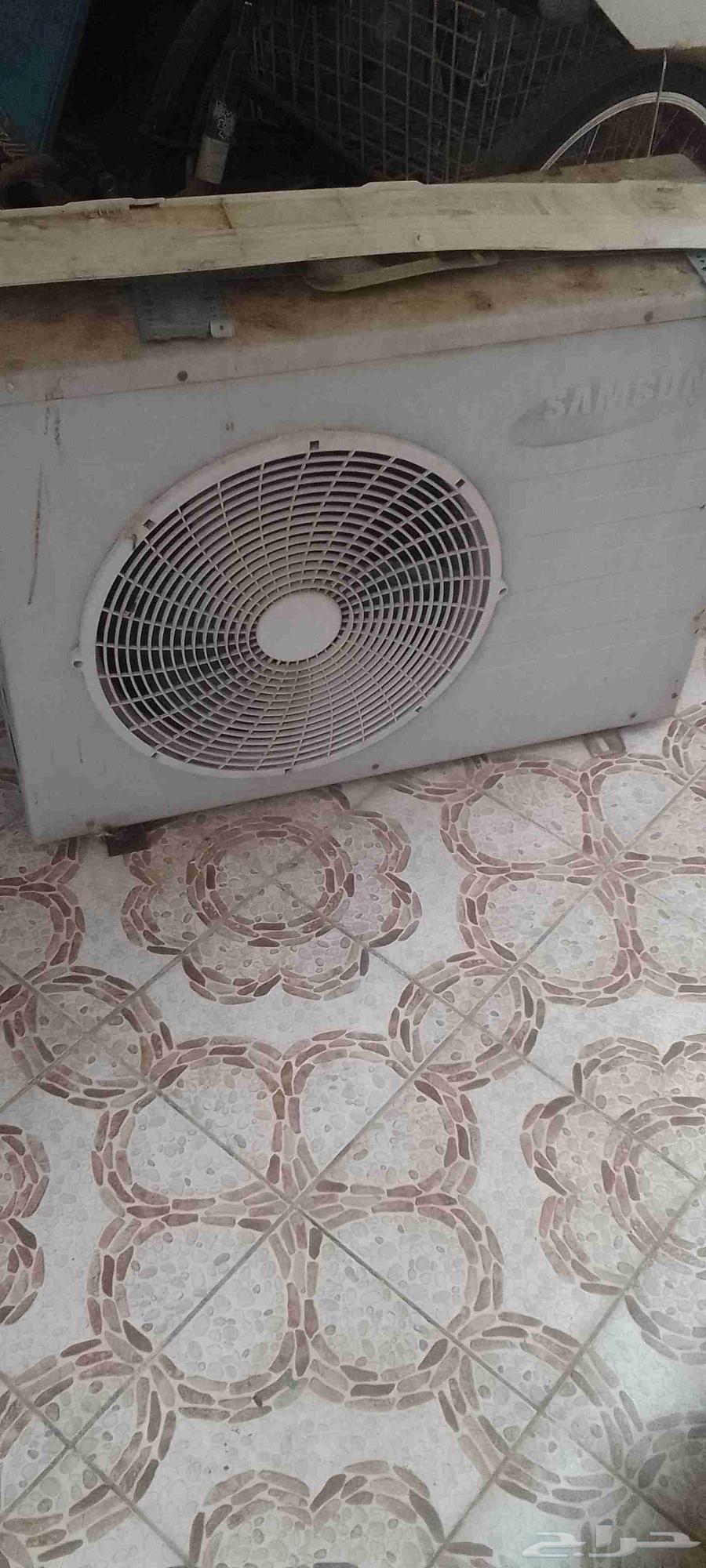 Samsung split air conditioner for sale, clean and working64238147872642112