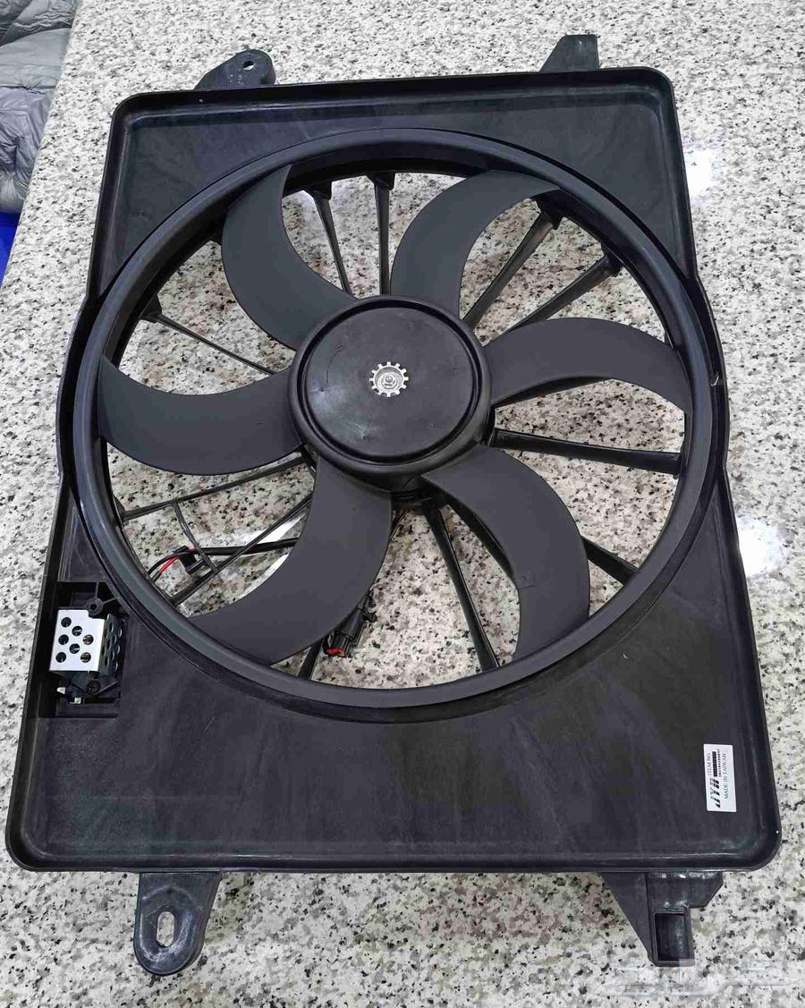 مروحة رديتر دوج شارجر وتشالنجر 2023 200964410580760321110