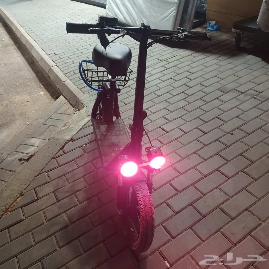 استوكر شبه جديد استخدام شهر تم تنزيل السعر 950 والبيع مستعج64253438662915110