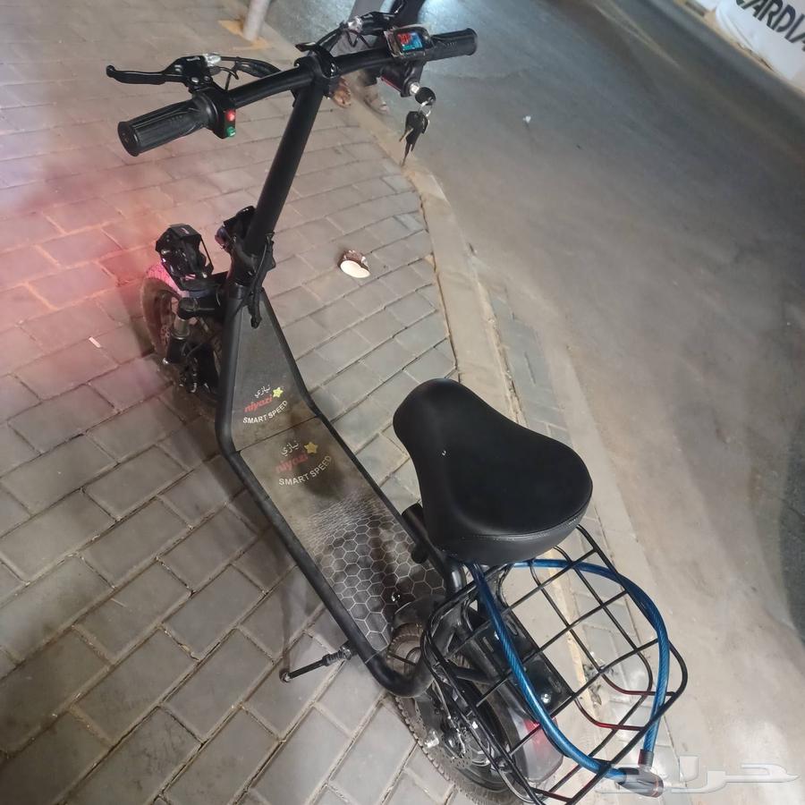 استوكر شبه جديد استخدام شهر تم تنزيل السعر 950 والبيع مستعج64253438662915112