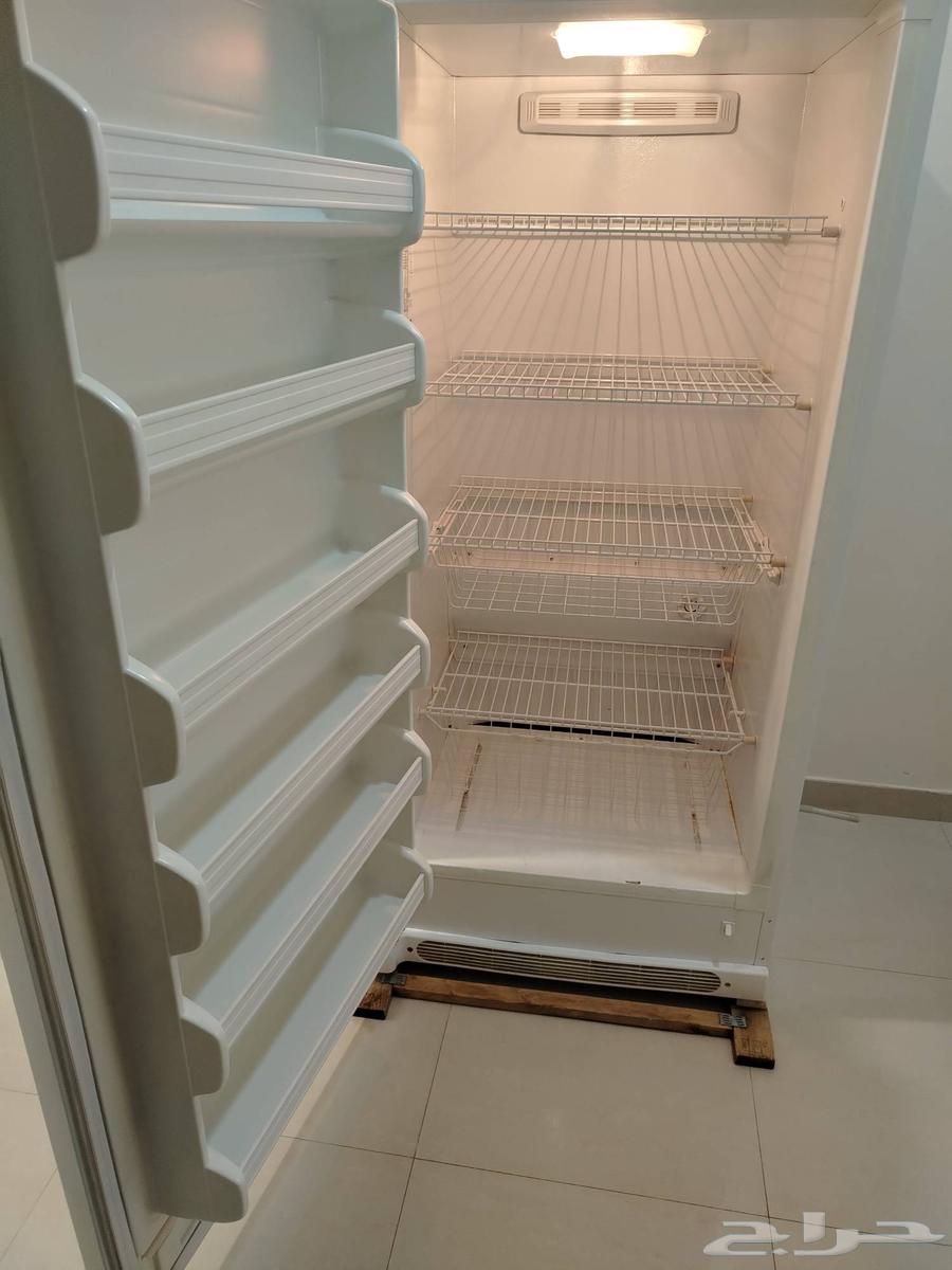 ثلاجة فريزر جبسون كبير  التواصل واتساب فقط64239872549378113