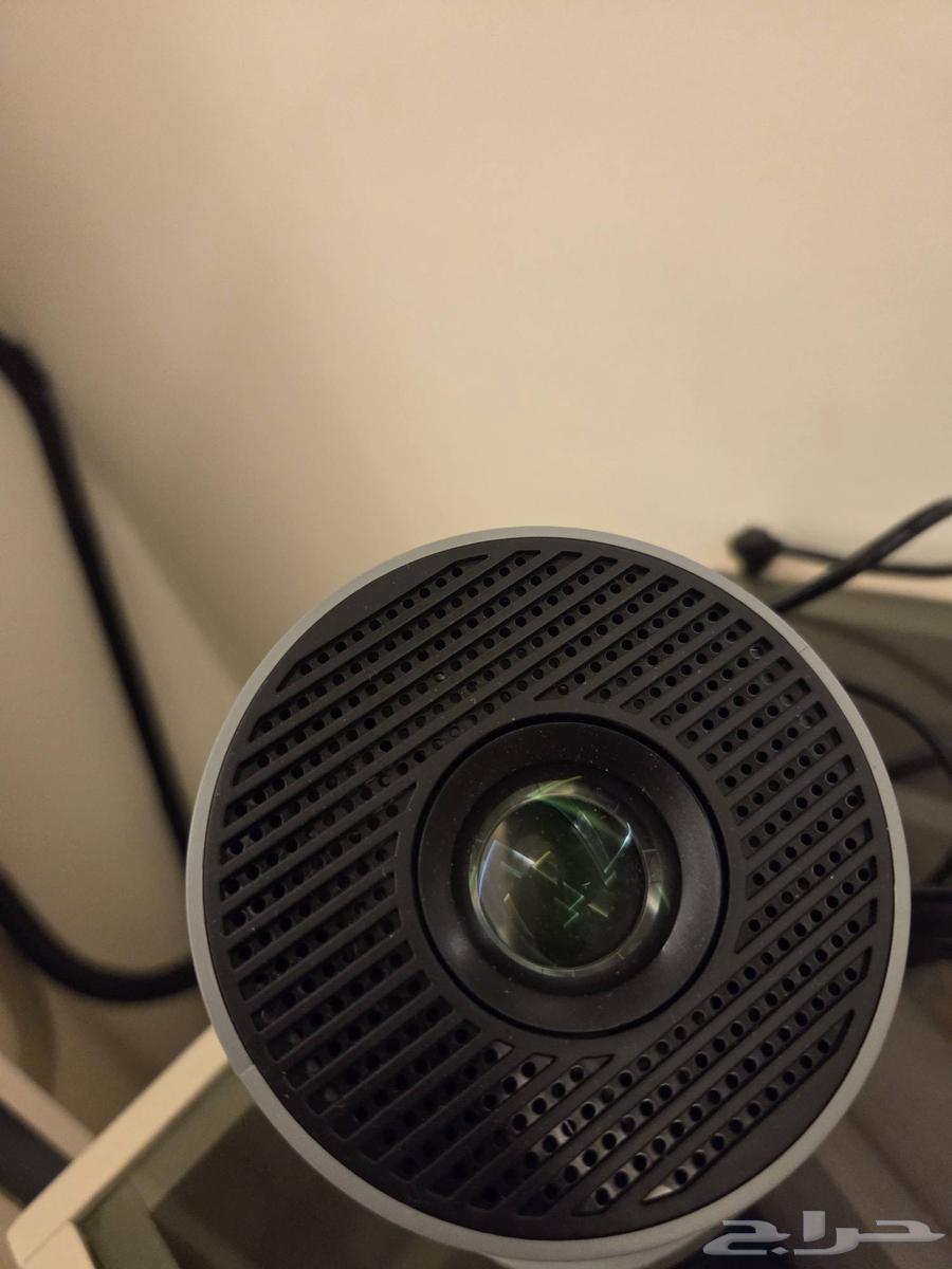 بروجيكتور من Magcubic جديد استعمال مره وحده64242811999617114