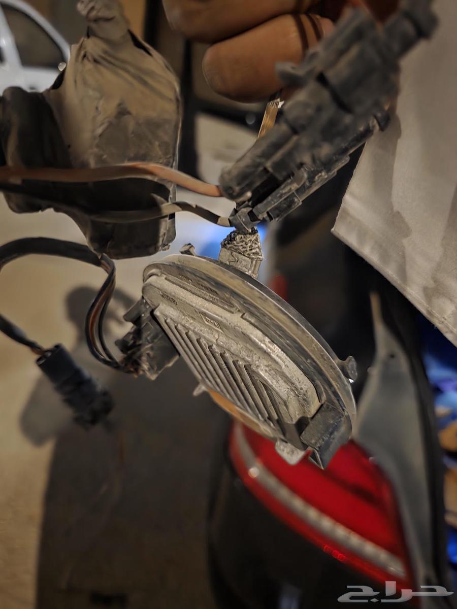 نور عالي كورولا 2014 زينون اللاند كروزر يركب على كورولا64413366161793113