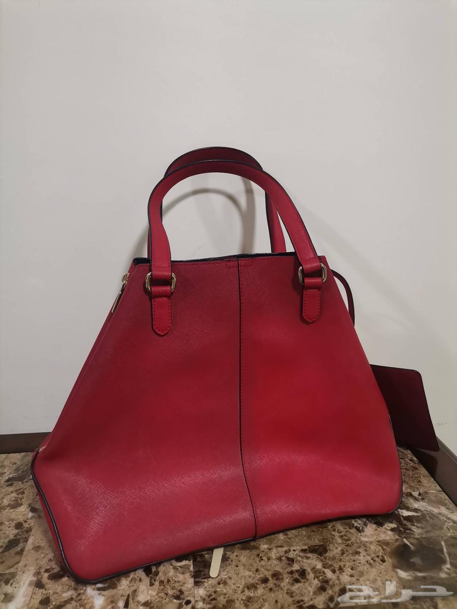 شنطه ماركه دكني جميله ونظيفه ب 7064252799715715113