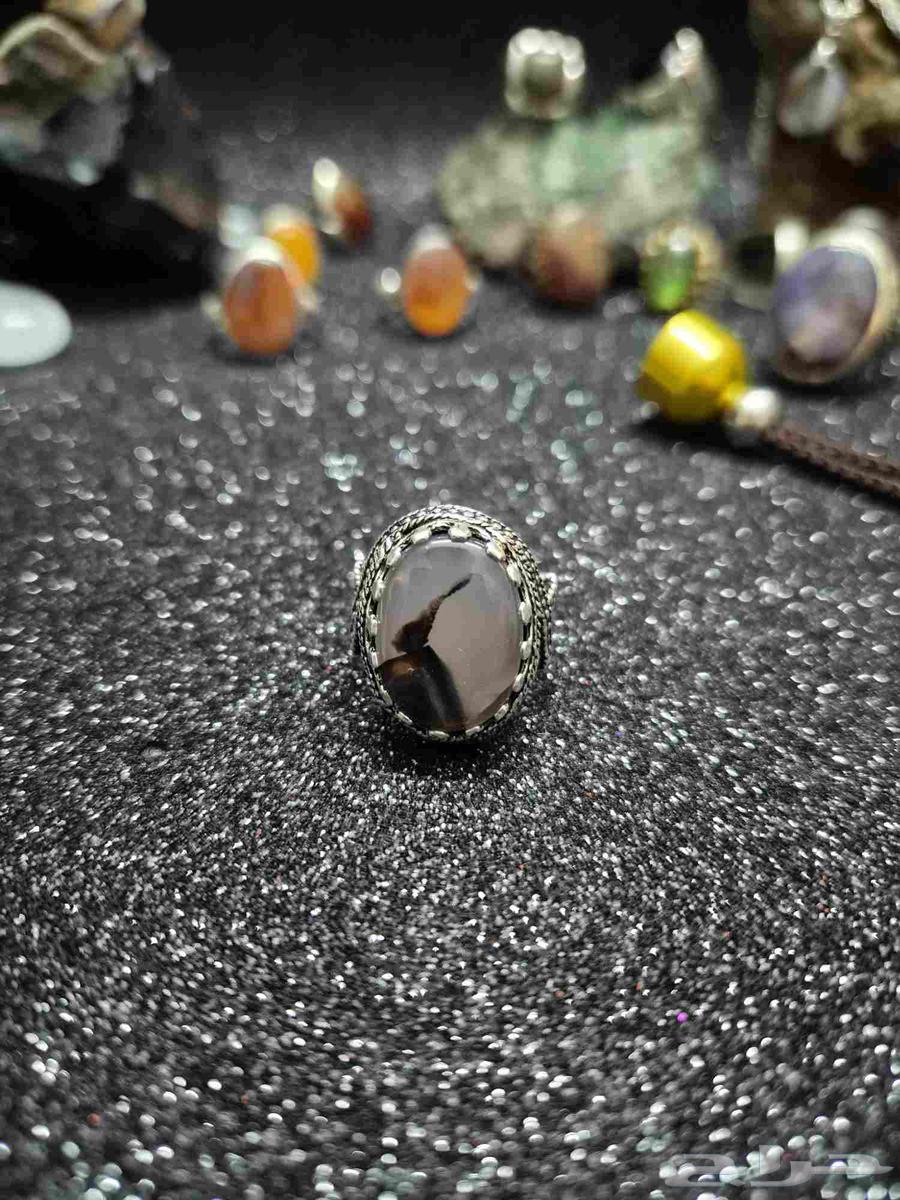 خاتم عقيق مصور64233166653443110