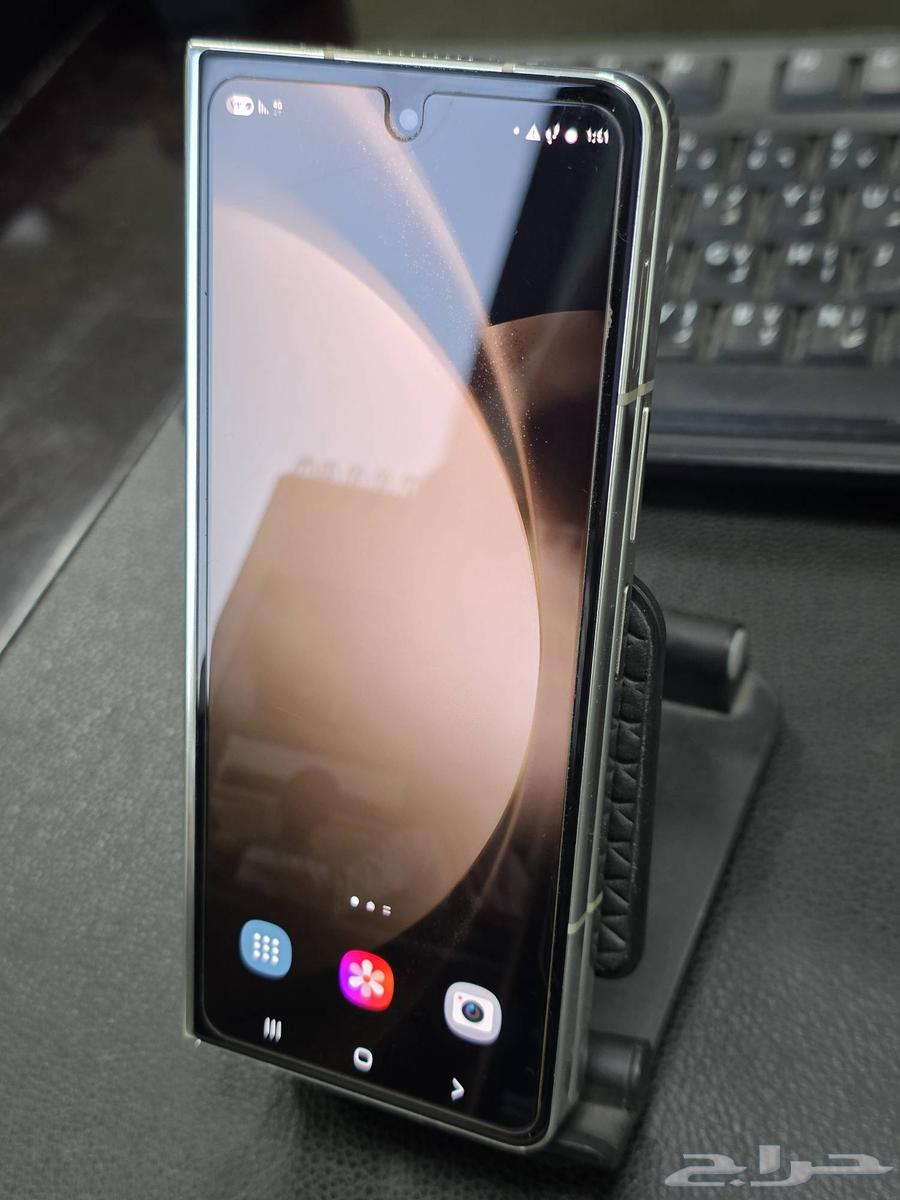 Samsung Galaxy Fold 5, almost new, 512GB memory64242812157187114