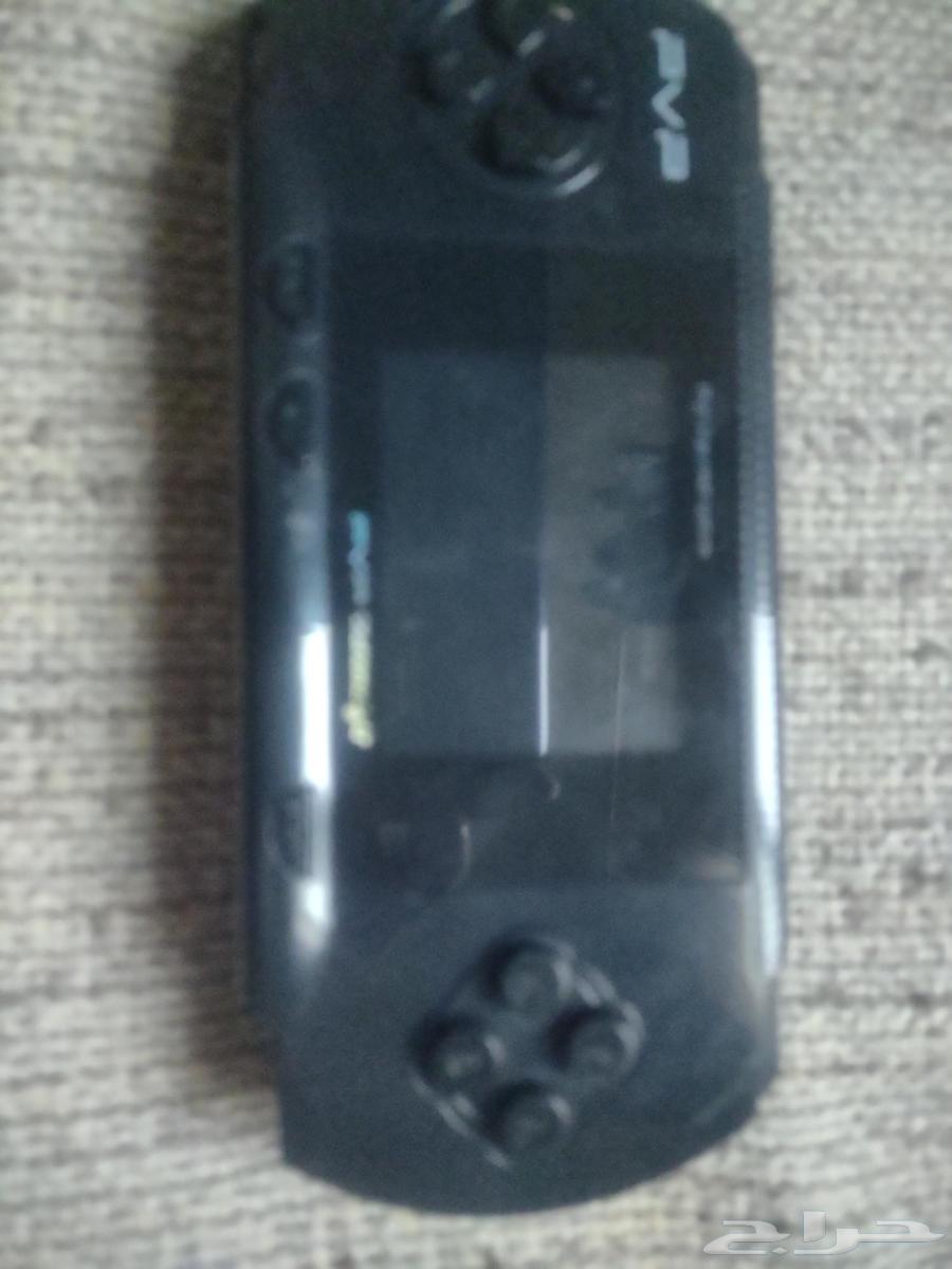 A gaming device in very good condition64248273317249112