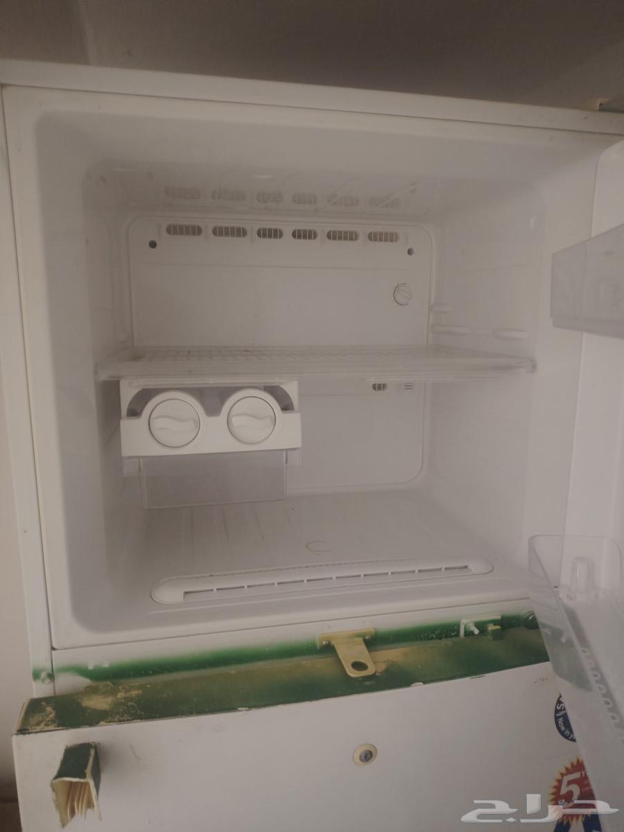 ثلاجة للبيع نظيفه64244591432579113
