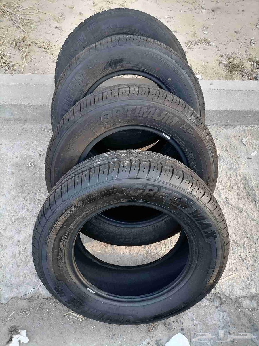 I present to you 4 tires, size 205 65 1564410231444995113