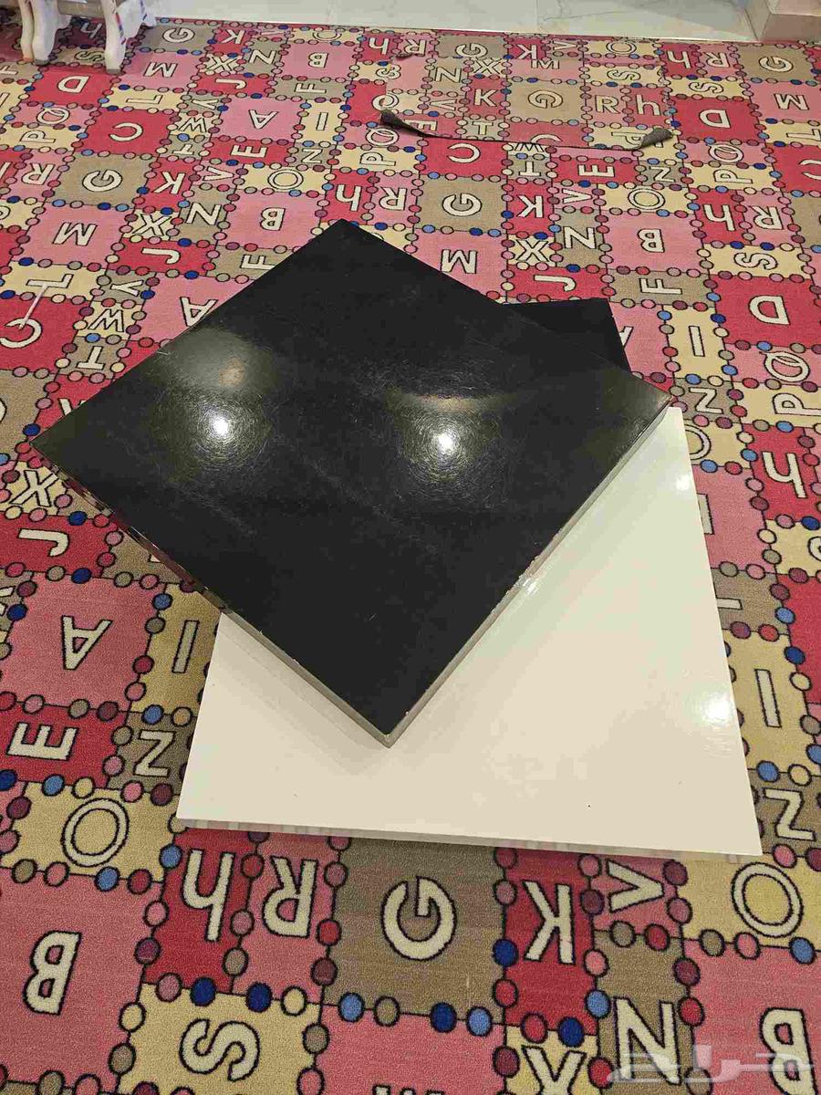 Mobile table64243717754114111