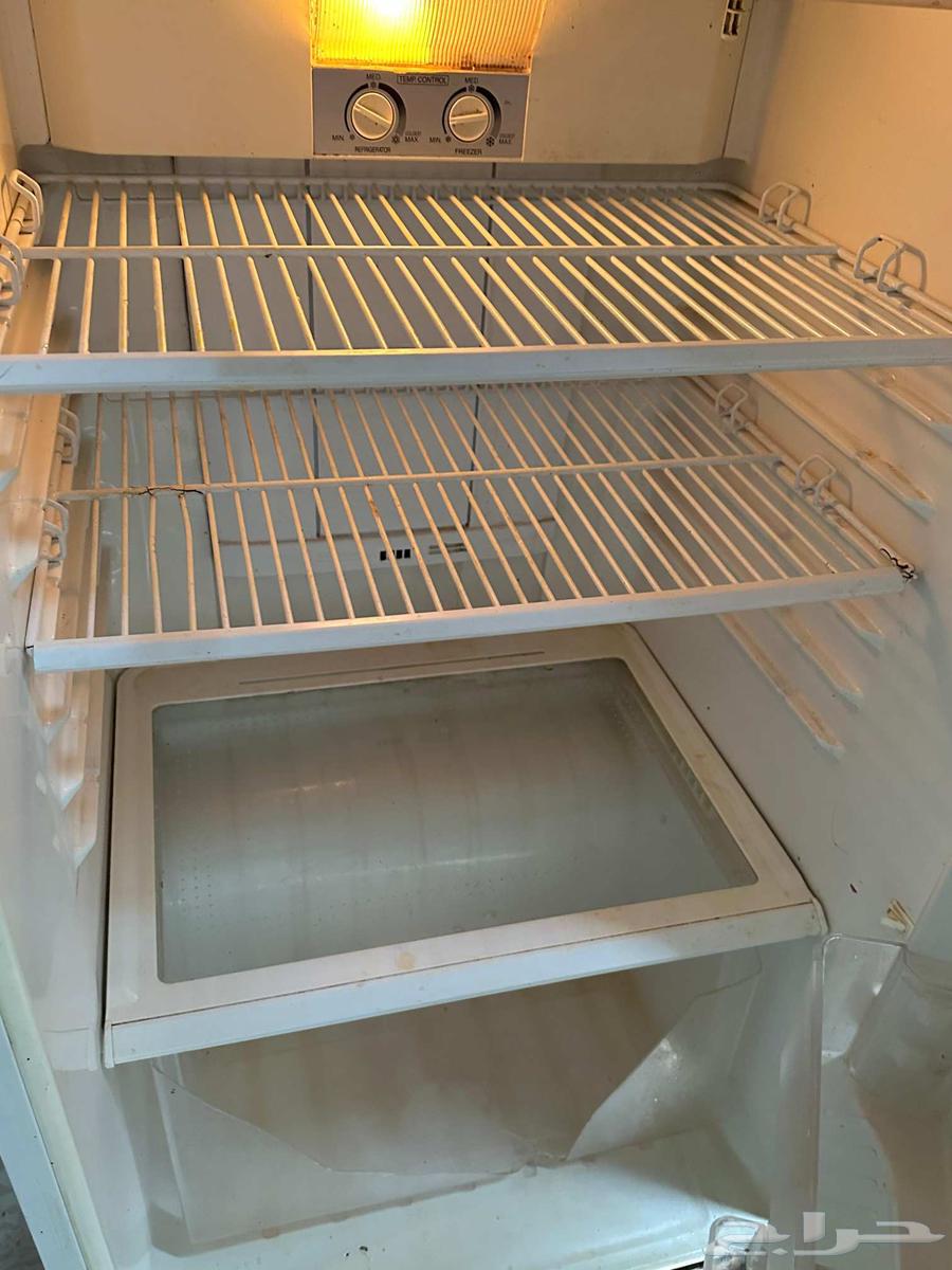 ثلاجه للبيع64239872656130112