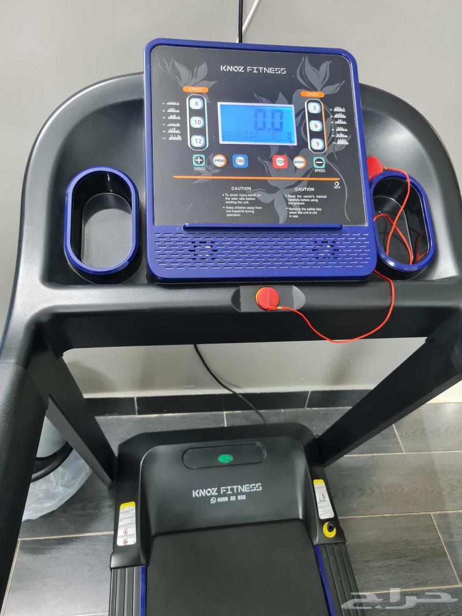 Electric treadmill for sale, almost new due to no longer needed64252023631107112