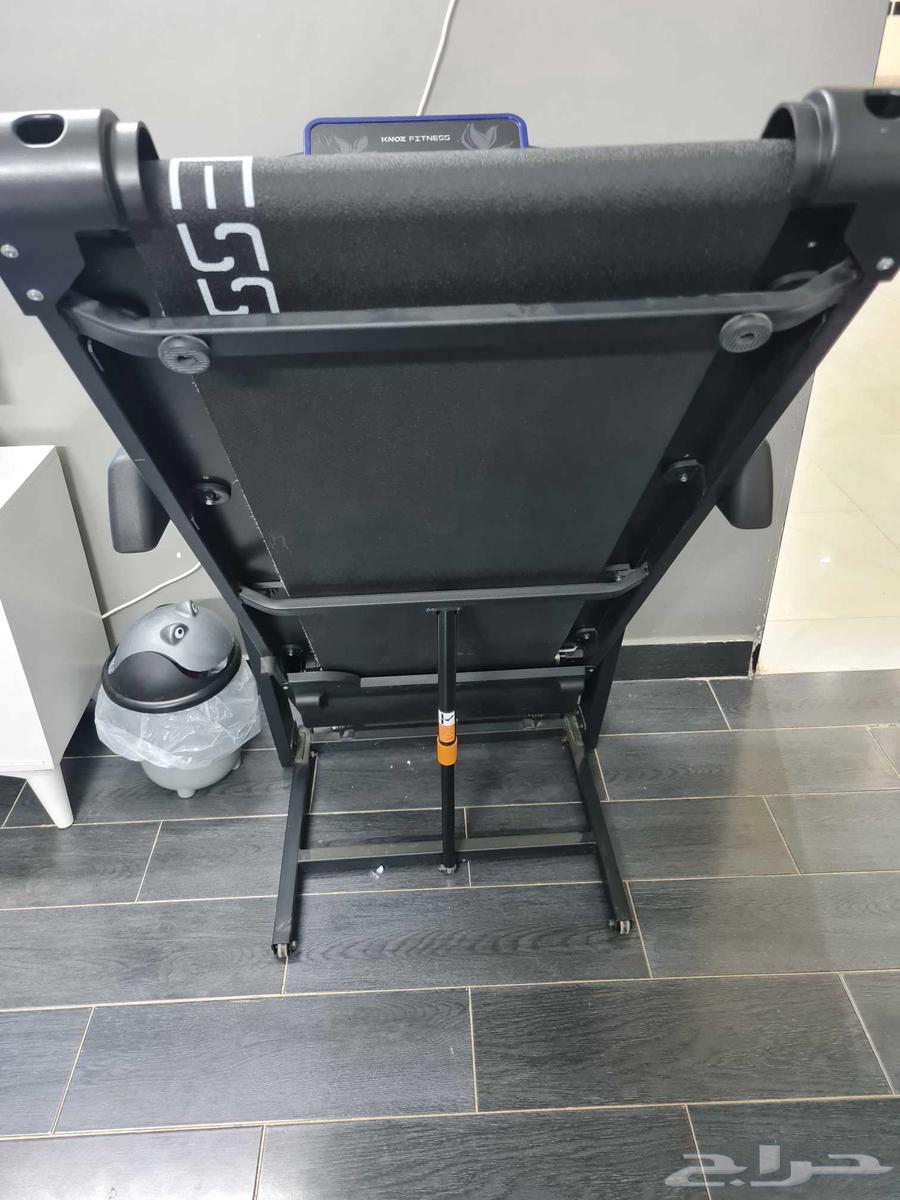 Electric treadmill for sale, almost new due to no longer needed64252023631107110