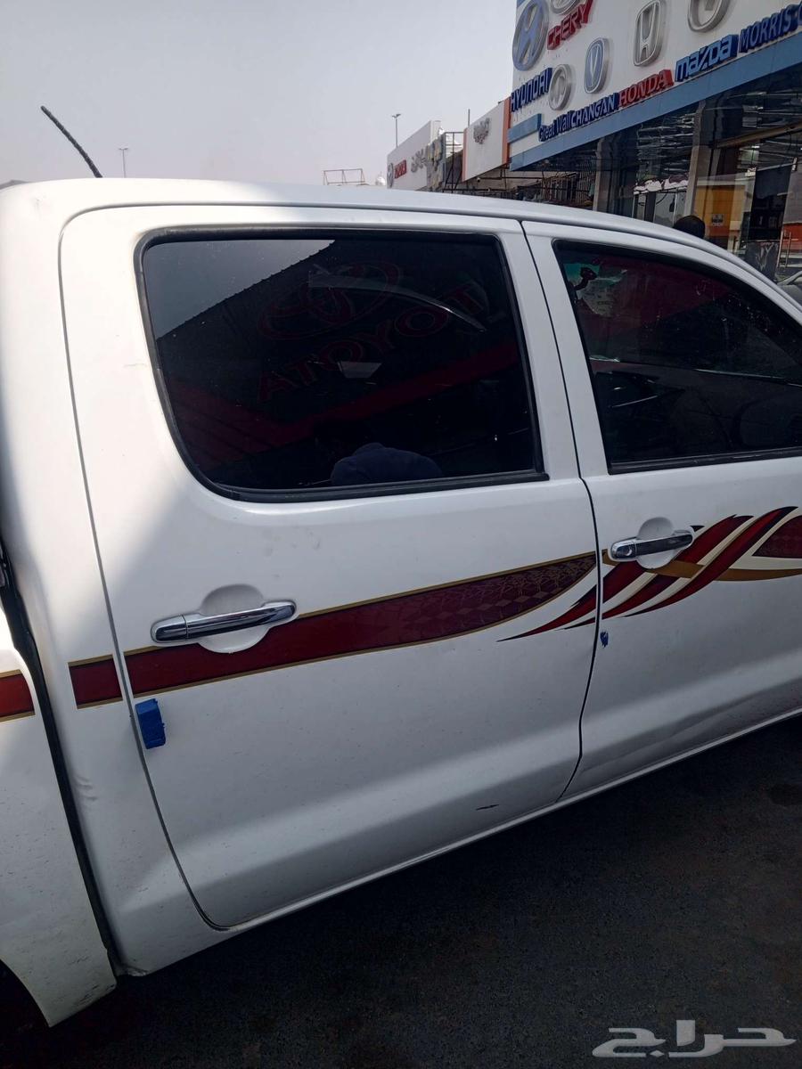 Toyota Hilux 2013 with 500,000 km mileage, engine and transmission in good condition, body64411460189313112