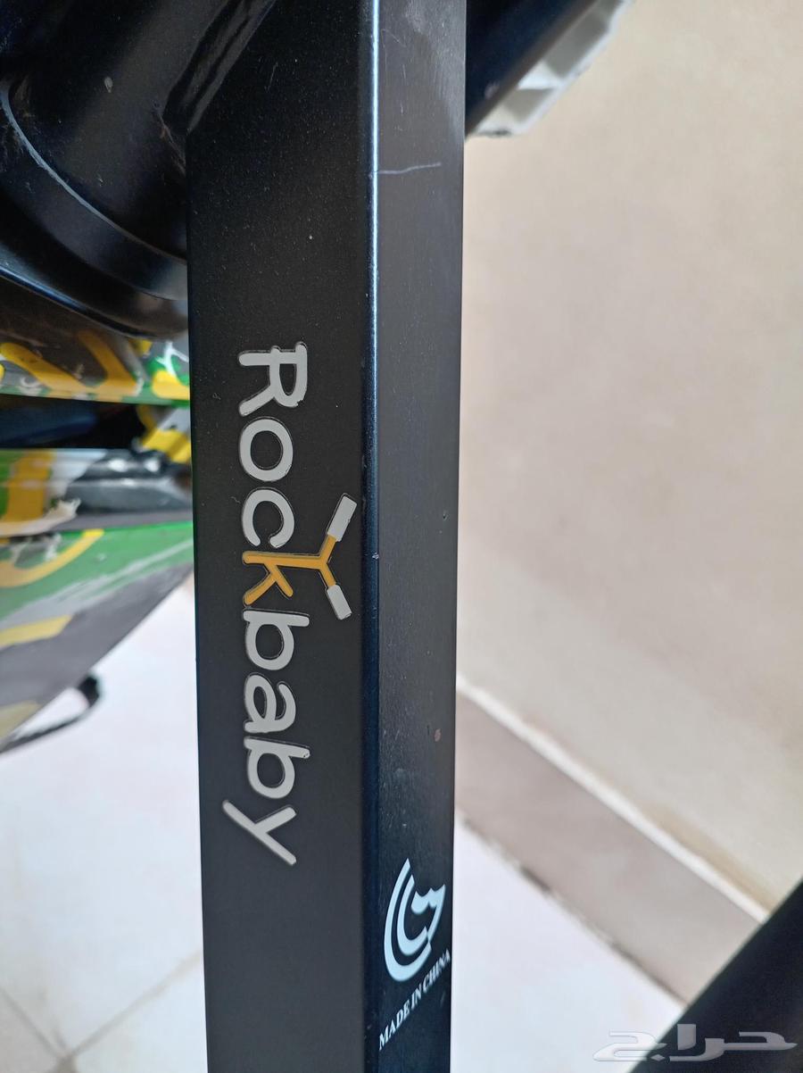 Rear tire of the Dfert scooter is damaged, but the battery is good and comes with a charger64245288768770111