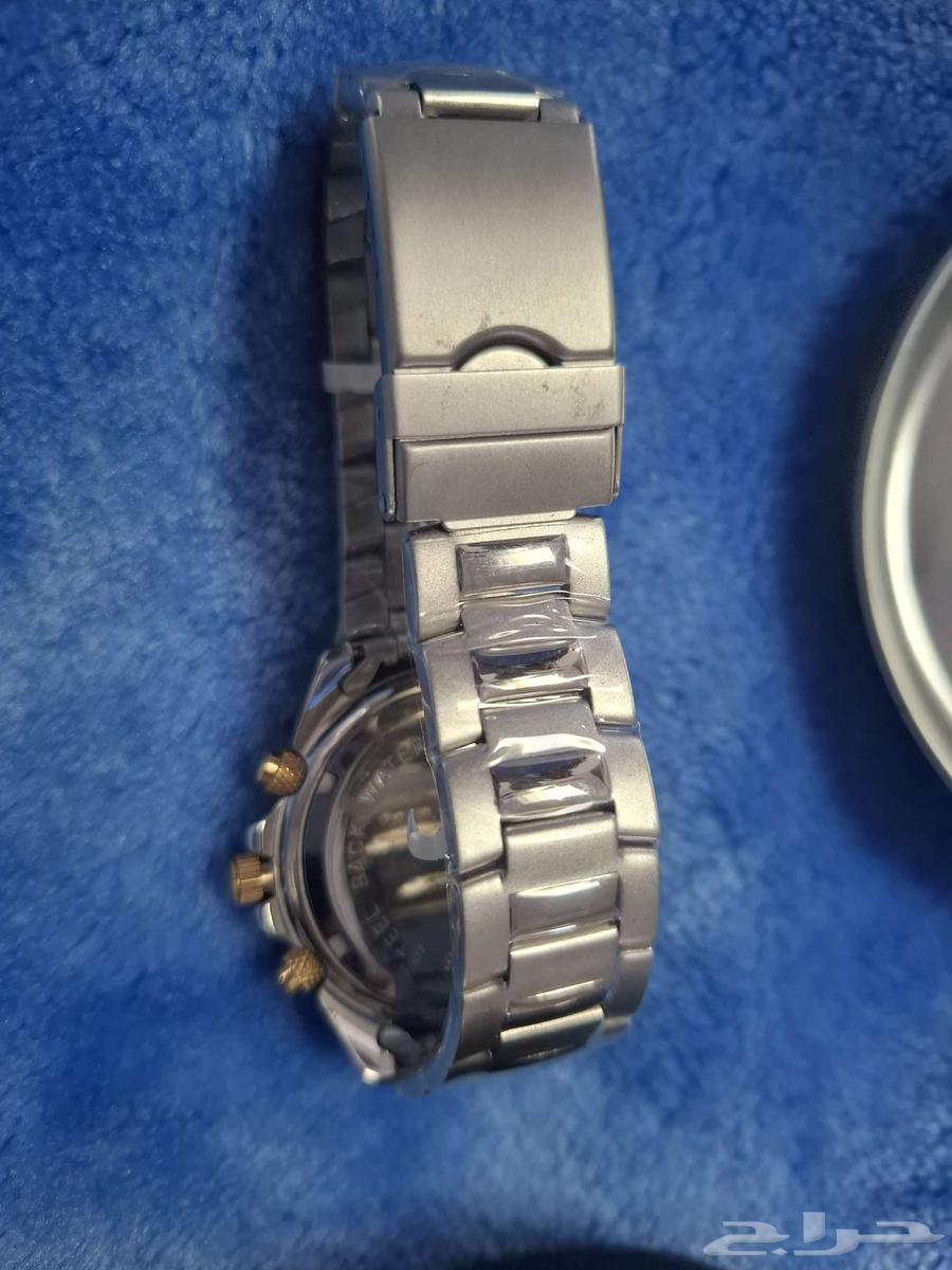 ساعة يد رجاليه فخمه وجديده64238381292801111