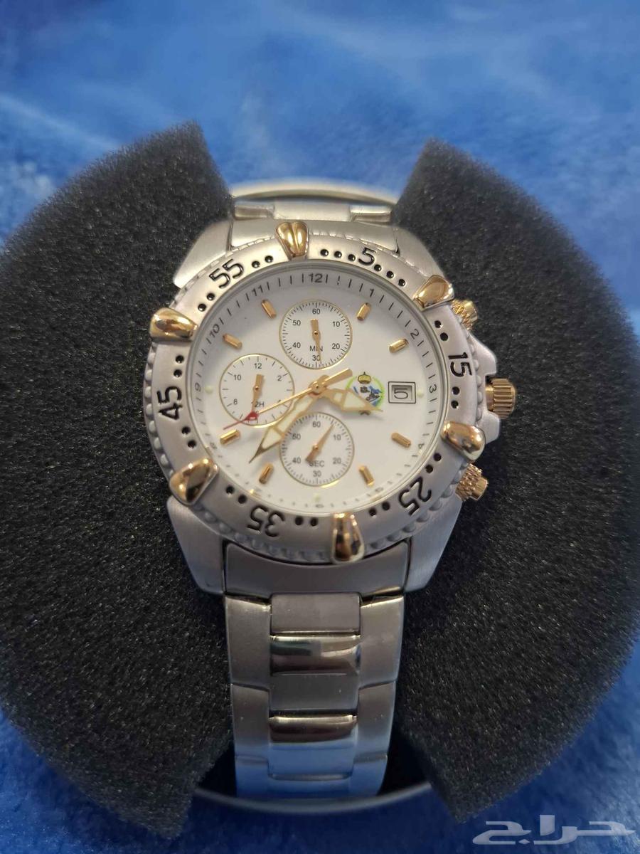 ساعة يد رجاليه فخمه وجديده64238381292801113
