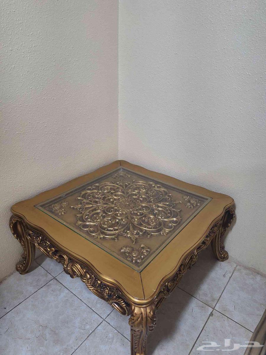 طاولة خشب للبيع64241410635393110