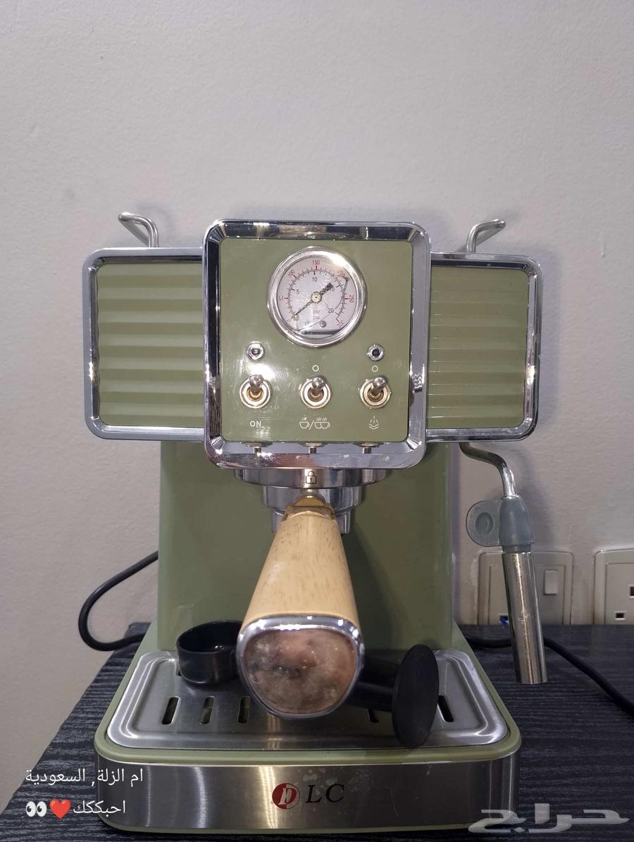 The coffee machine is only 3 months old and was not used much64252986882819113