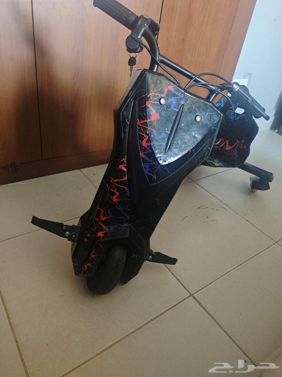 Drift scooter64243704828419111