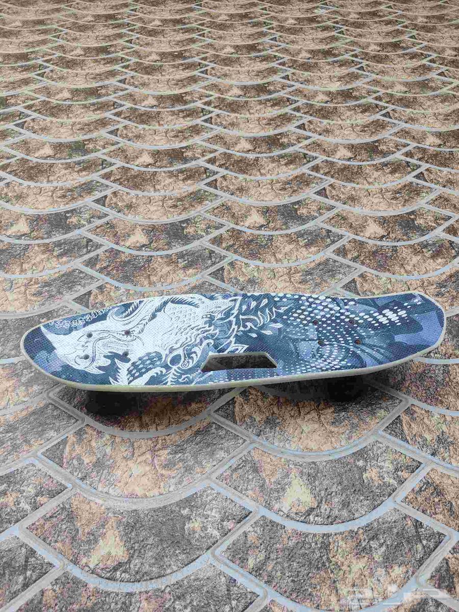 skate board   لوح تزلج للبيع64234133822467111