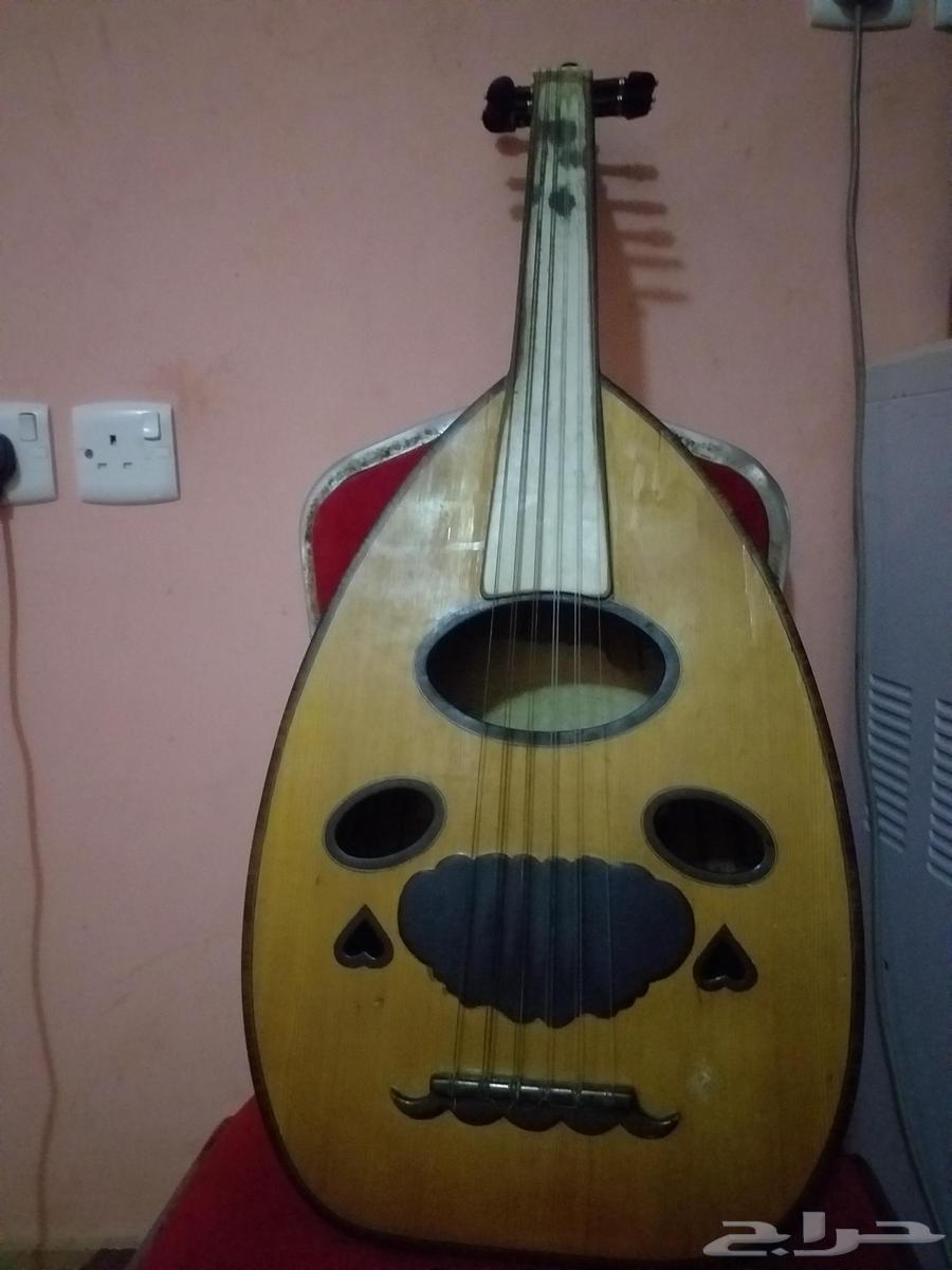 عود بحريني مستخدم نظيف صوتة جميل اوتارة لا باس بها64250753845633110