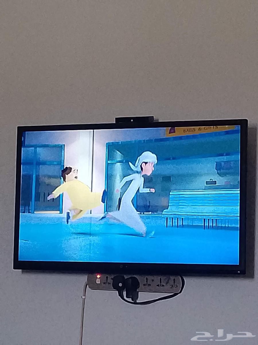 42-inch screen, speakers, PS3, and Dexon 3 and 464245288748931110