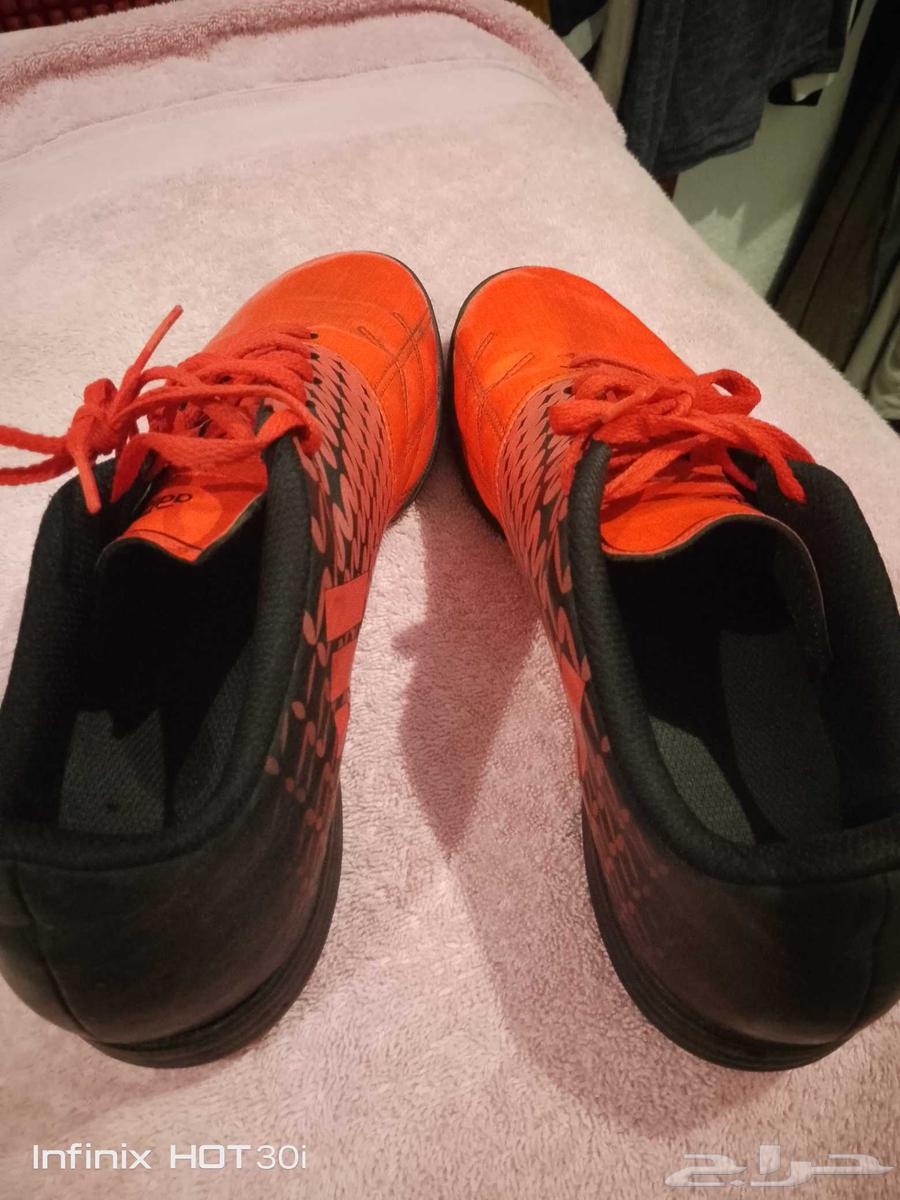 جزمة رياظية من اديداس مستعمل خفيف مره واحده64251242547586114