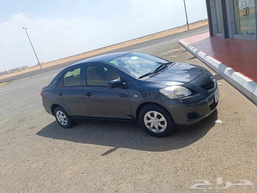 للبيع سياره يارس64417658243331114